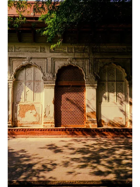 New Delhi: Where Timeless Heritage Meets Urban Pulse ✨