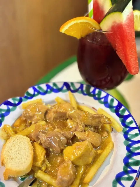 🇪🇸 Granada Travel Guide: Moorish Magic & Hidden Gems