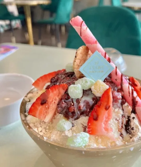 📍 Kelowna | A Taste of Vancouver's Nearby Gem