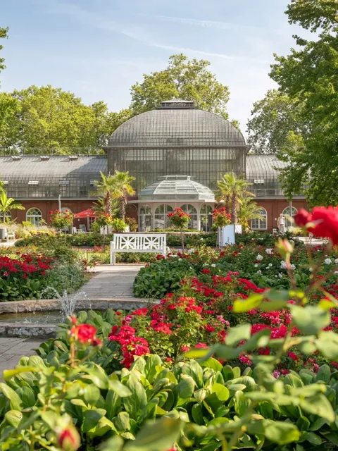 The Botanical Garden Known for Simulating Natural Ecosystems 🌳🌍