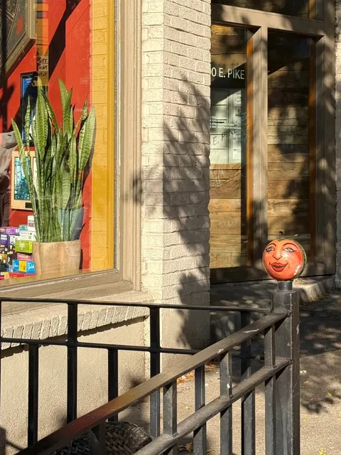 Capitol Hill Shopping Guide: Seattle’s Coolest Neighborhood! 🛍️✨