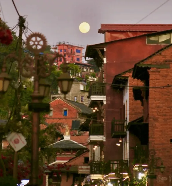 Nepal | The Moon of Bandipur