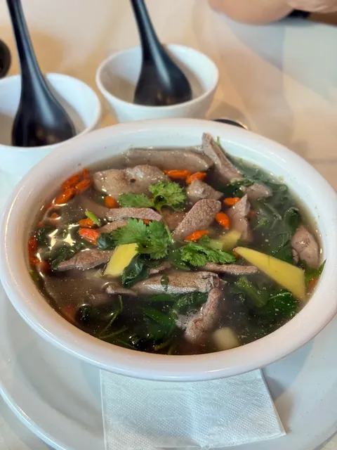 A Bay Area Hong Kong-Style Cafe Loved for Over a Decade 💫