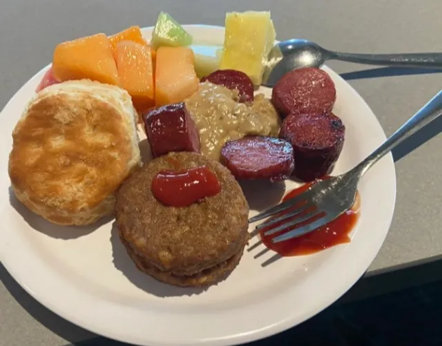 🎓 Carleton | A Fusion of Style, Spirit & College-Town Soul