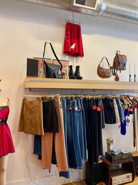 🛍️ Cincinnati Vintage Finds | Knockout Vintage