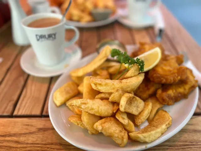 🇬🇧 Inside Buckingham Palace: A Royal Experience Worth Every Penny! 