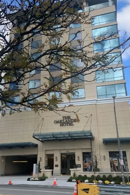  The Oaklander Hotel, Autograph Collection | 🏨