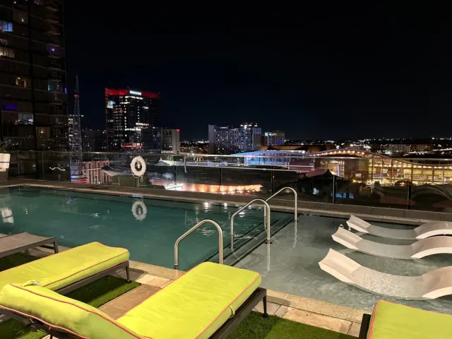 An Amazing First Stay in Nashville! 🏙️✨