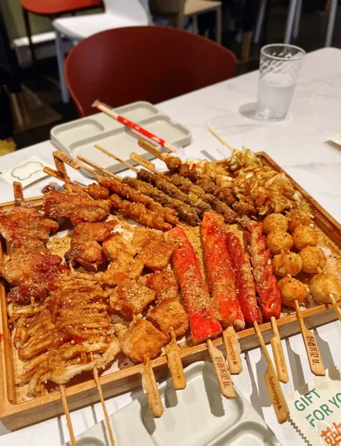 Instacrispy | Montreal's Late-Night Munchies Heaven 🍢