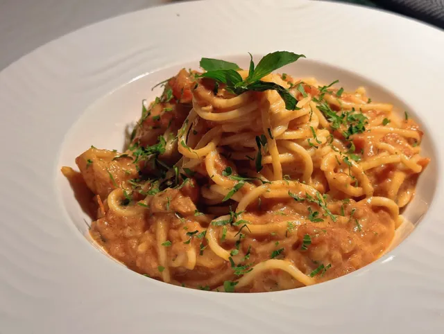 KĒVA | French Fine Dining in Douala - Elegant but Pricey 🍷✨