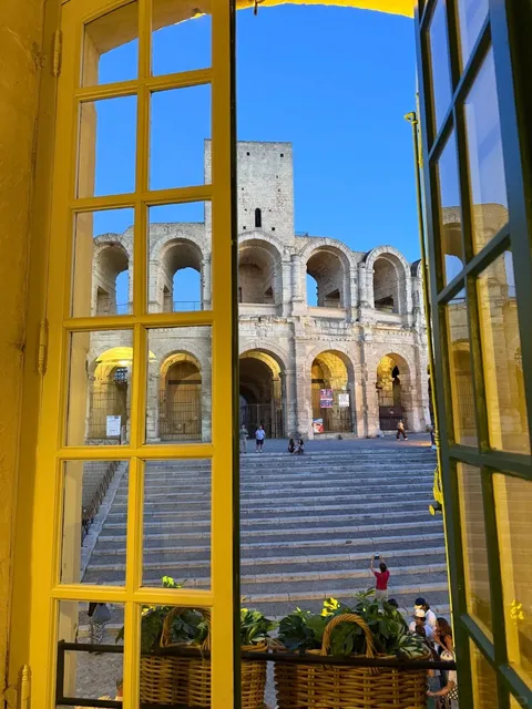 Arles: Where Van Gogh Meets Photography & Pure Chill 🌞🎨📸