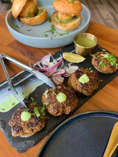 Chutneys Bellevue - Indian Flavors with a Modern Twist 🇮🇳✨  