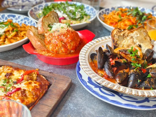 Highly recommend this affordable and delicious Brunch spot in DC!