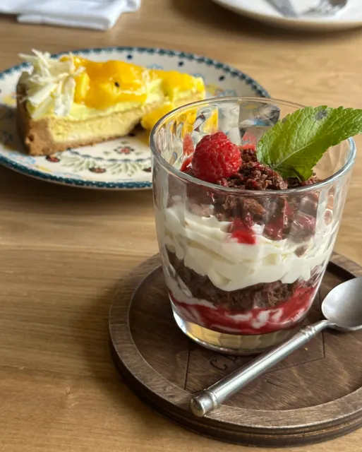 ​​Novosibirsk’s  Paradise | Syrovarnya – Handmade Cheese  Flavors​​ 🧀