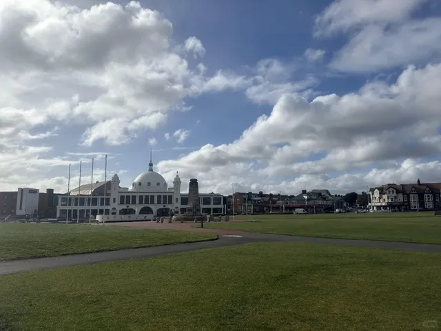 Newcastle | Let’s Go See the Sea! (Detailed Guide Edition) 🌊