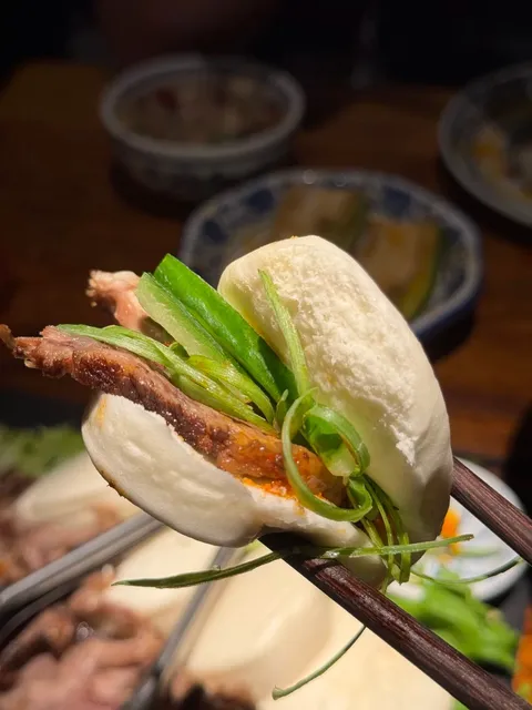 Who Leaked This Amazing NYC Chinese Food to the Foreigners?! 😆