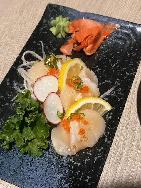 ​​🇨🇦 Toronto Sushi Adventure｜Mind-Blowing Scallop Sashimi! 🌟​​