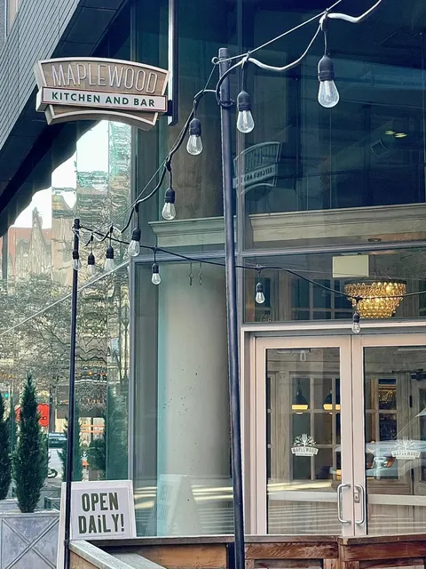 Cincinnati Food Adventure｜Maplewood Kitchen and Bar 🍳