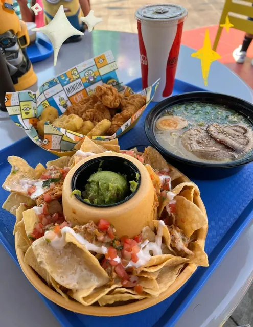 Minion Cafe in Los Angeles, USA – A Fun-Filled Banana Adventure! 🍌🎉