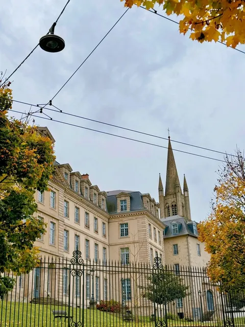 🇫🇷 Hidden Gem of France｜Limoges' Serene Autumn Beauty