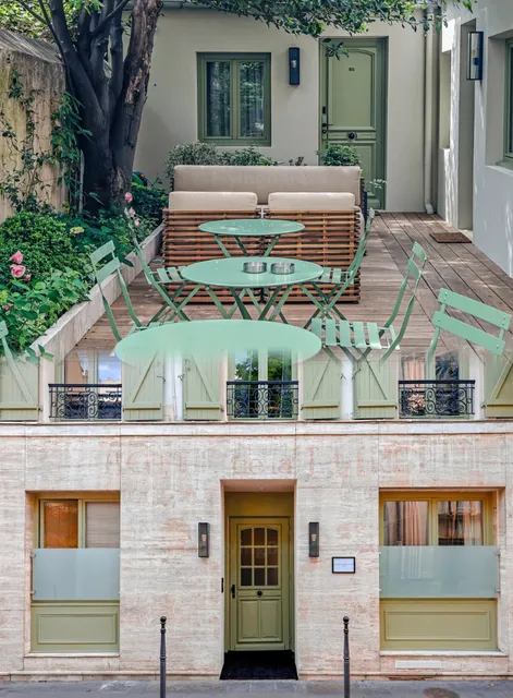 Paris Hidden Gem: Live Like a Local for Under €100/Night!