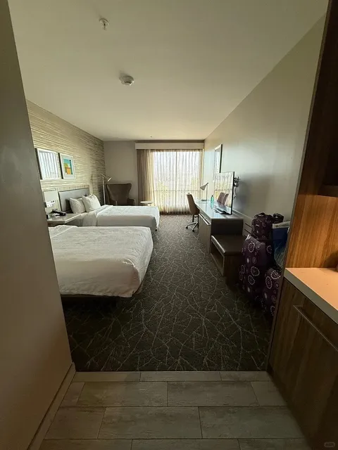 Sharing My Hidden Gem Hotel Near Disneyland in LA –❤️