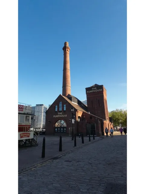 🇬🇧 Liverpool Day Trip | Anfield & Winter Seaside Vibes 🌇⚽