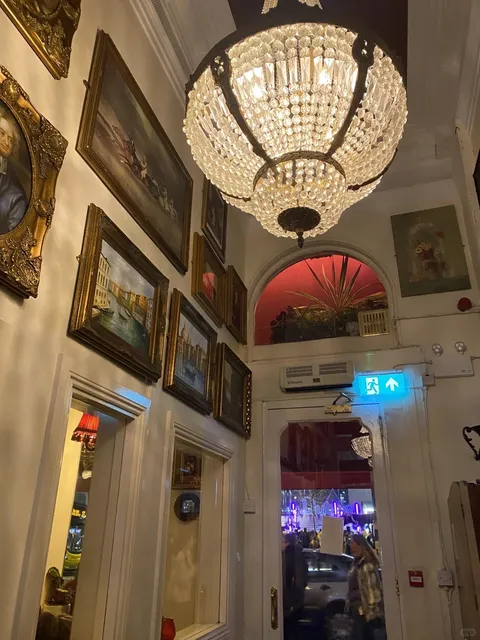  Traditional Irish Restaurant in Dublin - A Hidden Gem! 