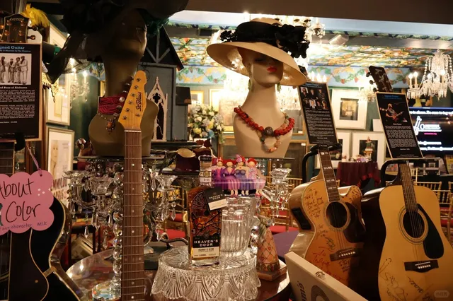 🚪 Secret Door Museum｜More Like an Antique Shop Than a Museum 🗝️