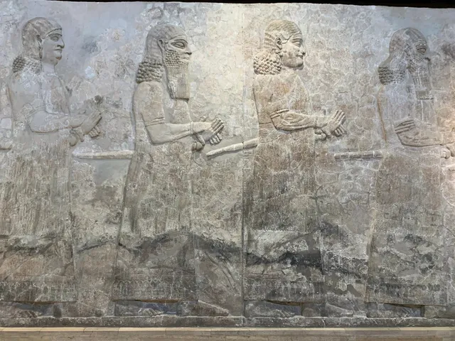 🏛 National Museum of Iraq - Assyrian Gallery