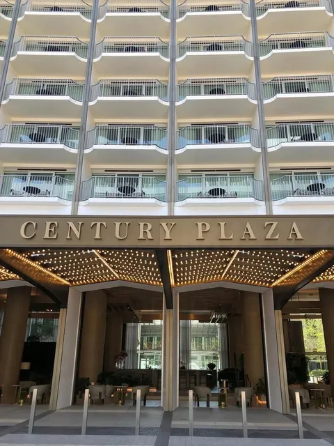 Stay Here in LA – Right Next to Century Plaza! 3rd Night FREE 🏨✨
