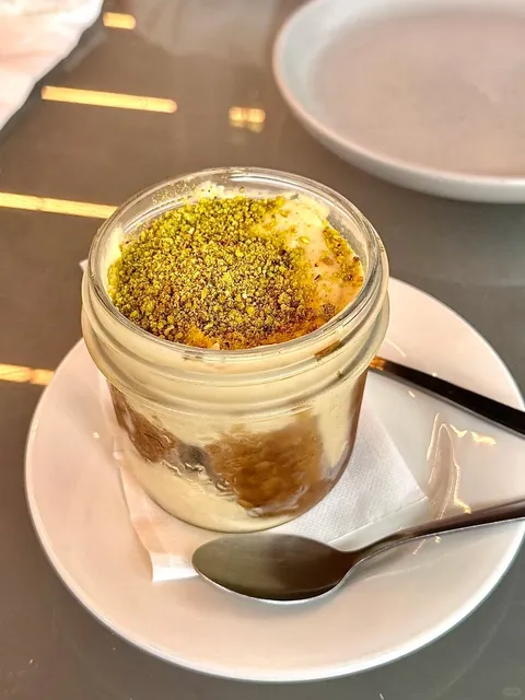 AKL Has No Rival! The No.1 Pistachio Tiramisu 💚 & Pizza 🍕