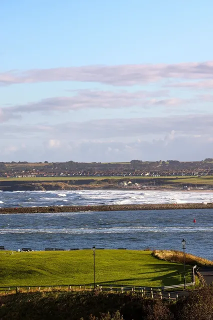 🇬🇧 Tynemouth | Are All UK Beaches This Stunning? 🌊