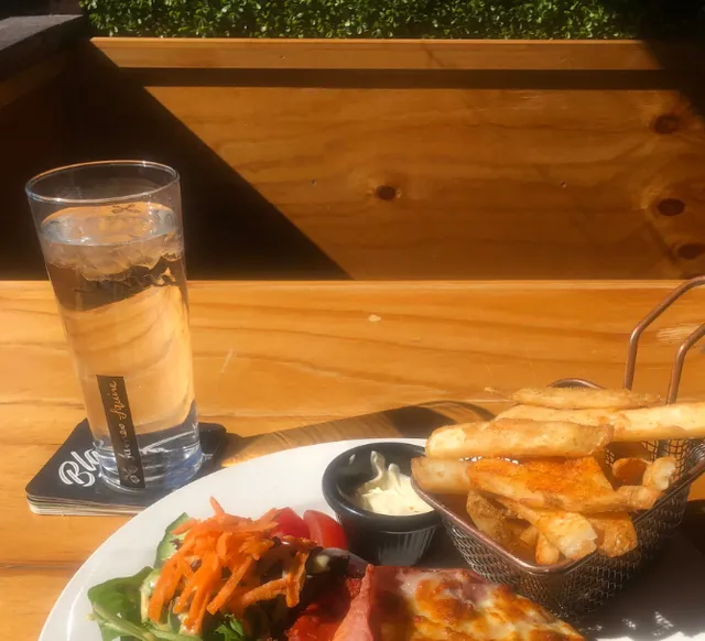 The Blind Tiger Restaurant: A Hidden Gem with Speakeasy Vibes 