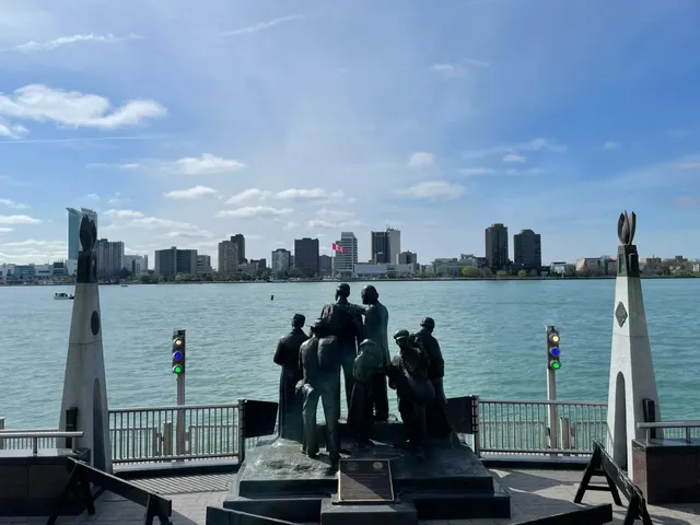 🇺🇸 Travel Diary: Motor City Misadventures & Surprises