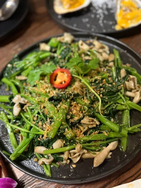 Houston | Hēm – A Vibrant Vietnamese Street Food Escape! 🌿