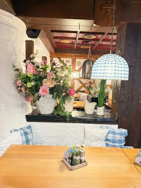 Ochs'n Willi 🇩🇪 Stuttgart's Best Pork Knuckle