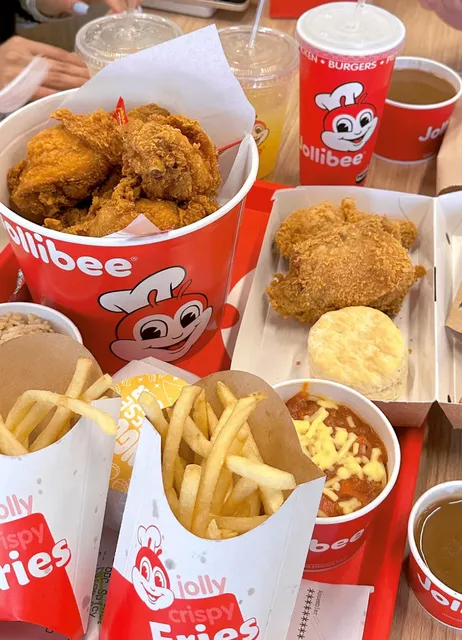 📍 Must-Try Fried Chicken in LA? This Place Lives Up to the Hype! 🍗