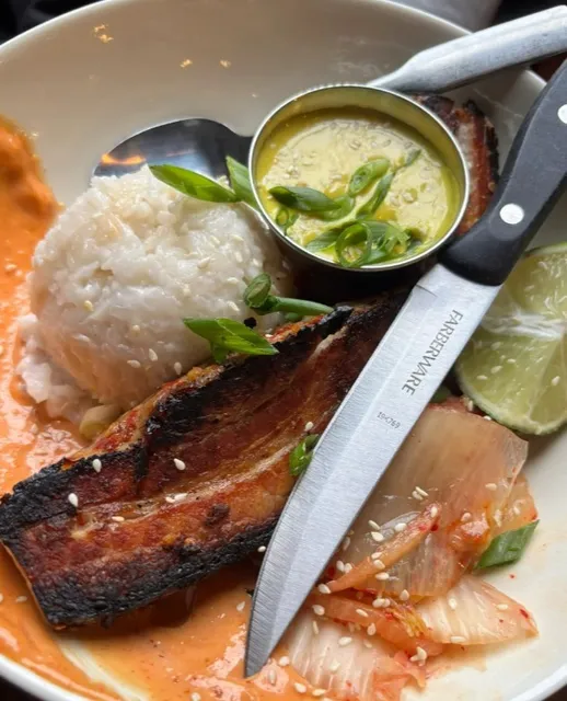 🍽️ Stepchld | A Bold & Playful Neighborhood Star