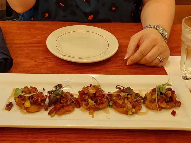 🏛️ A Historic Treasure in Chicago! 🍻✨