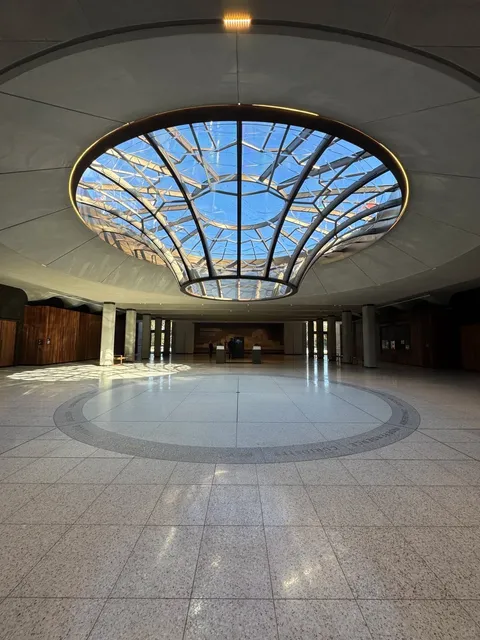  Canberra | A Whirlwind Half-Day Tour 