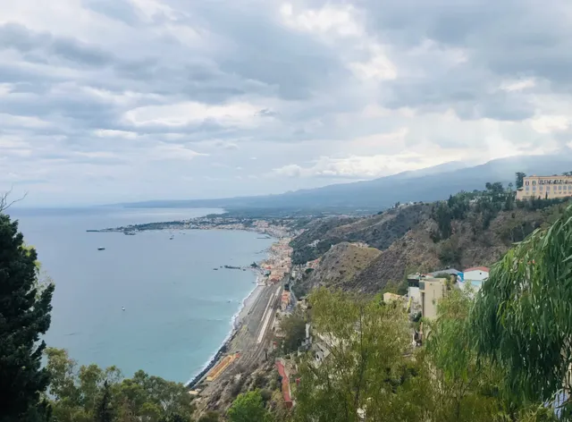 Taormina & Messina: A Mafia-Tinged Adventure 🇮🇹💸