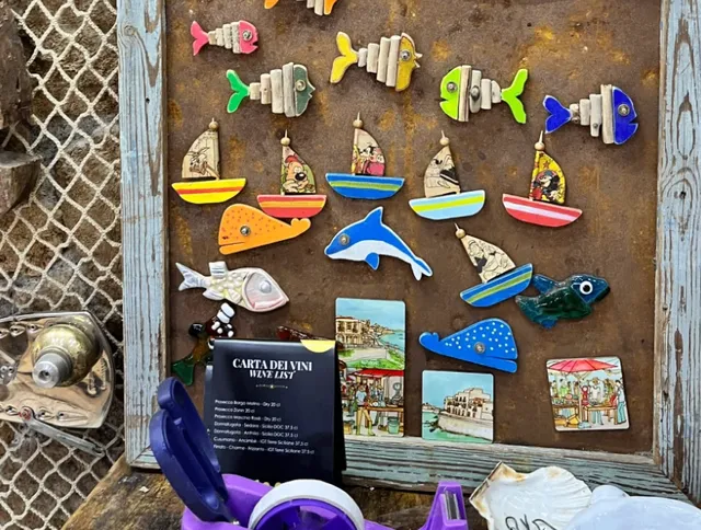 Don't Miss This! "Purr-fectly Fresh" Seafood Art Shop in Syracuse