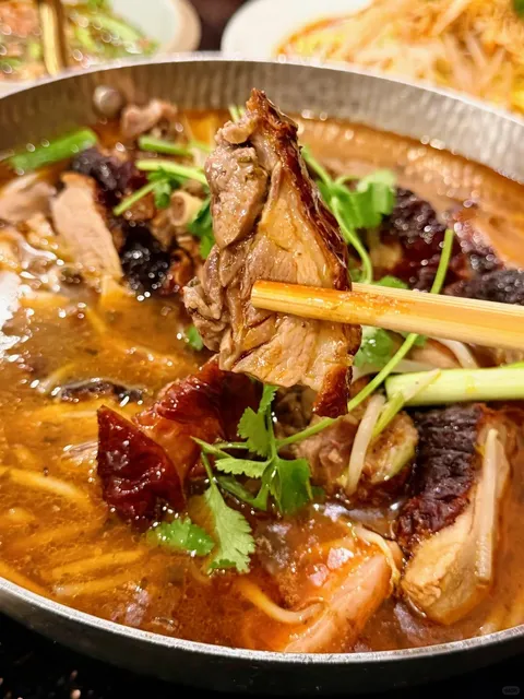 LA’s Spicy Cold Pot Fish – My Go-To Spot! 🌶️🐟