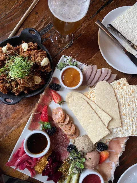 A True Cowboy's Guide to Solo Texas Trips Without a Car