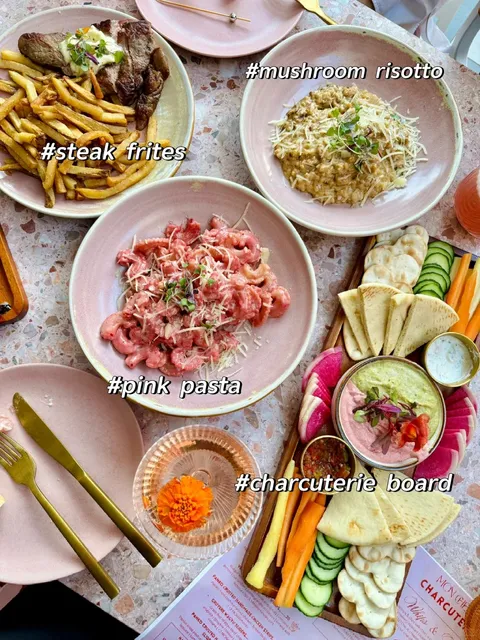 Arizona | 🌺 Sipping Cocktails from a Birkin Bag👜❓