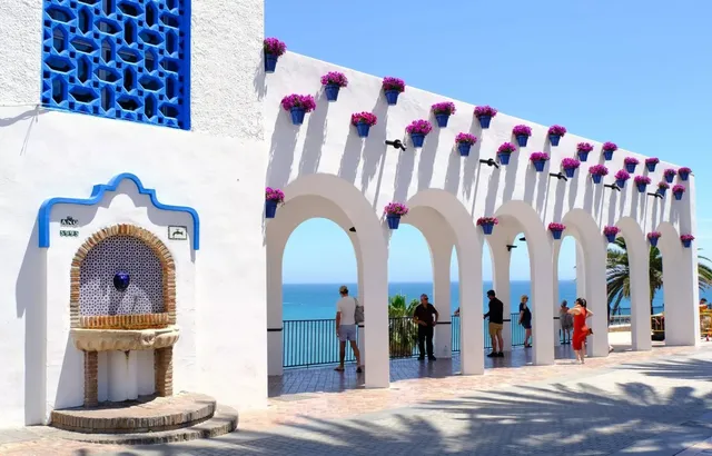 🌵 Hidden Gems Day Trip | Jellyfish Sea + White Village Adventure