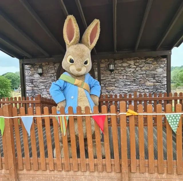 ​​🇬🇧 Willows Farm: London’s Ultimate Peter Rabbit Adventure! 🐰🌿​​