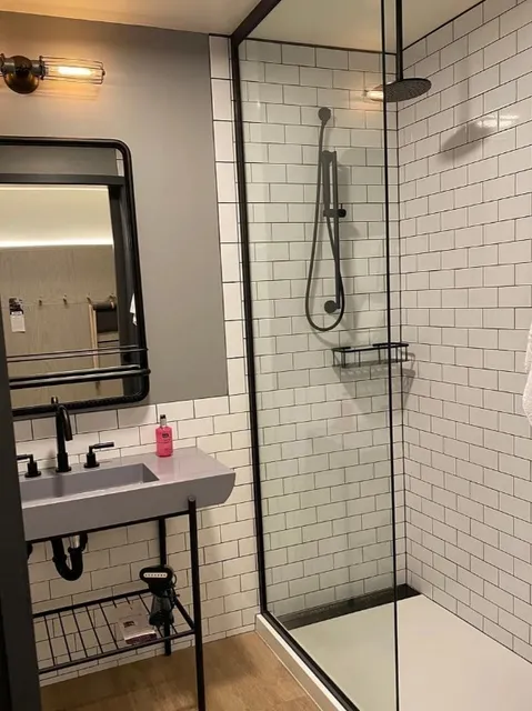 🏨 Moxy Minneapolis Downtown | A Playful, Social Hub Near Campus