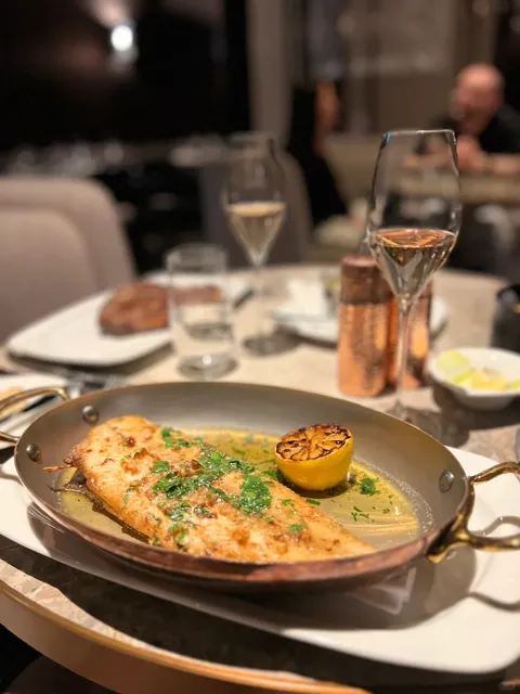 Munich's Super Atmospheric Romantic Fine Dining Restaurant🥂